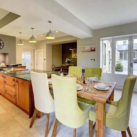 The בית נופש *